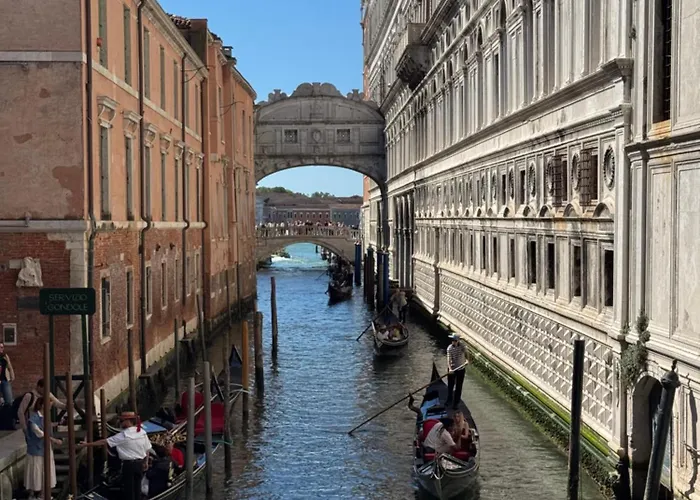 Deluxe Oliver's House * Venecia